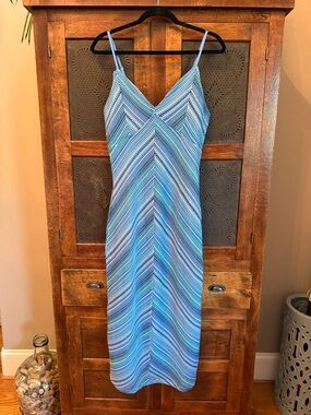 Vero Moda Blue & Aqua Chevron-Stripe Spaghetti Strap Midi Dress